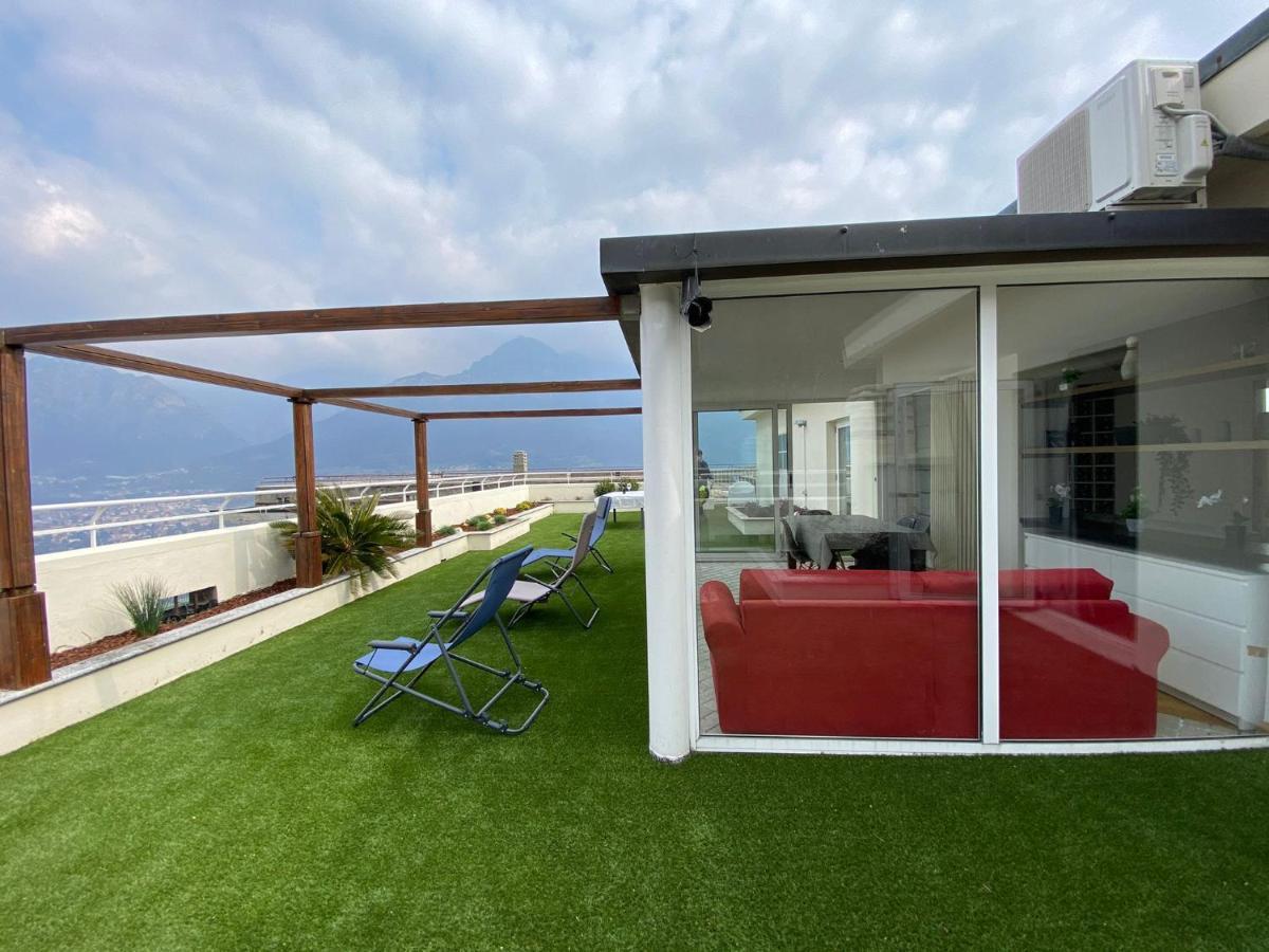 Attico With Big Terrace In Residence With Pool Valbrona Exterior foto